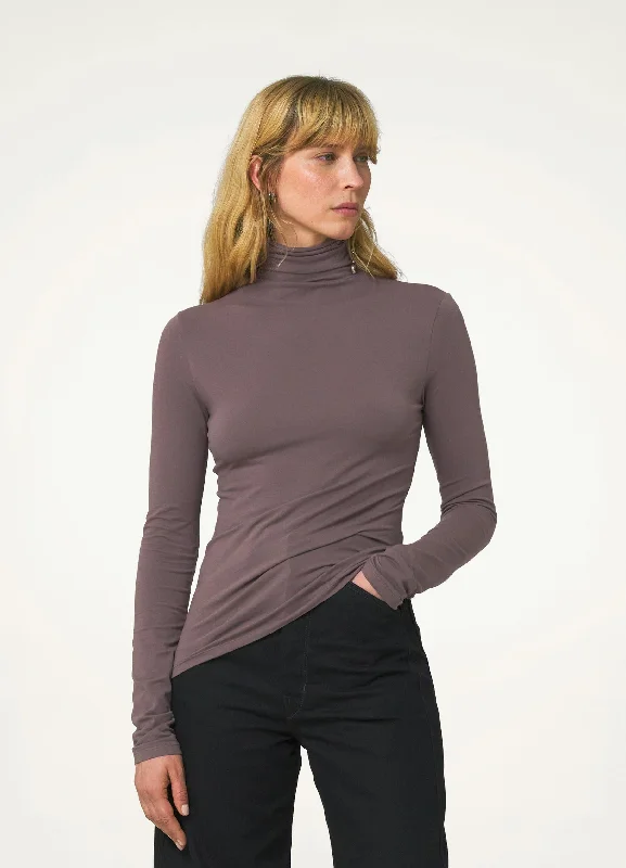 LONG SLEEVE HIGH NECK TOP