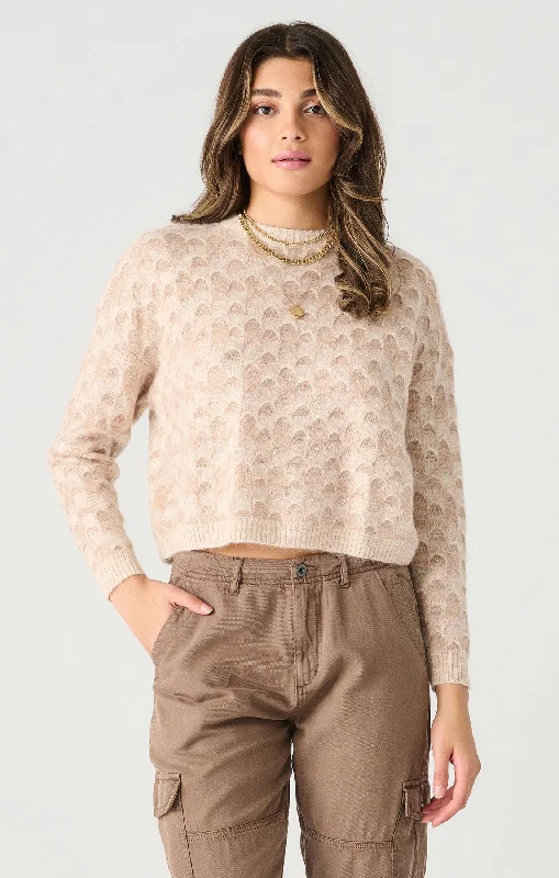 Top - Dex Long Sleeve Scalloped Stitch Sweater