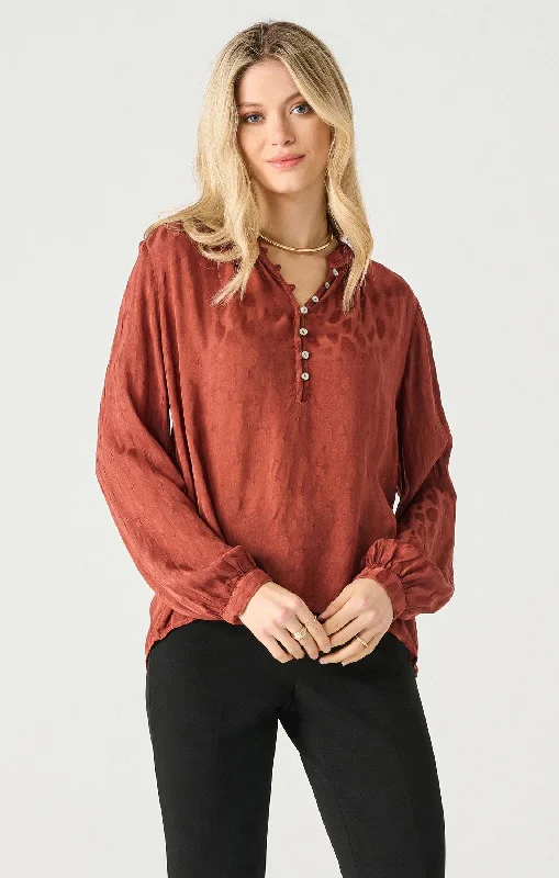 Top - Dex Long Sleeve Half Placket Jacquard Blouse